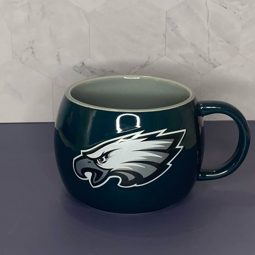 2014 NFL Philadelphia Eagles 3D Raised Logo Green & Grey Relief Coffee Mug, 11oz
